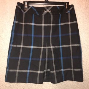 Black/white/blue paid Loft skirt